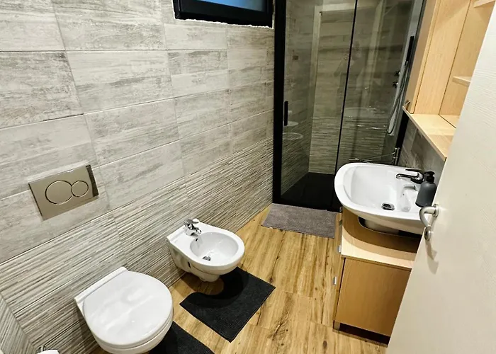 Cats & Breakfast * Vogogna